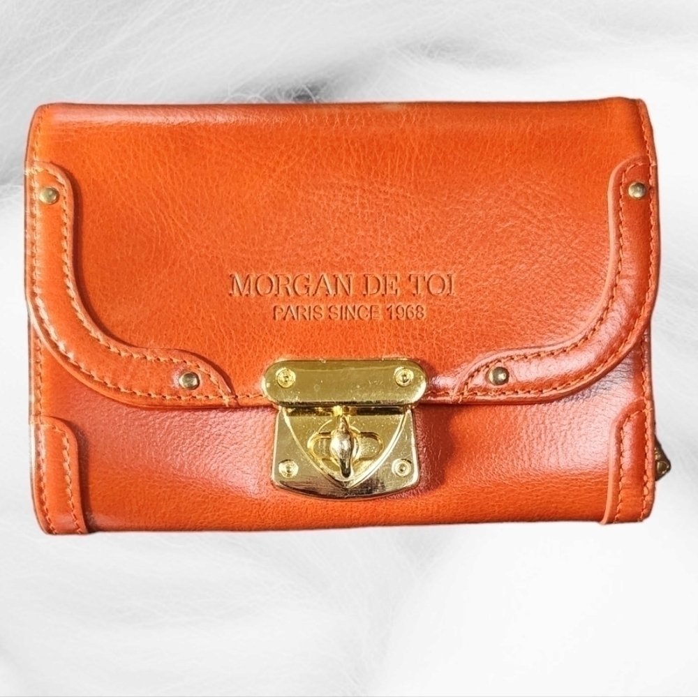 Morgan de toi Orange 🍊 Wallet NWOT